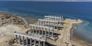 دیواری مقابل پل خلیج فارس/ تحرکات عجیبی در استان هرمزگان شکل گرفته است