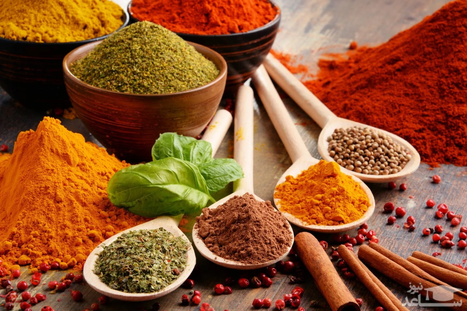 ادویه کاری چیست؟ خواص و کاربرد آن کدامند؟
