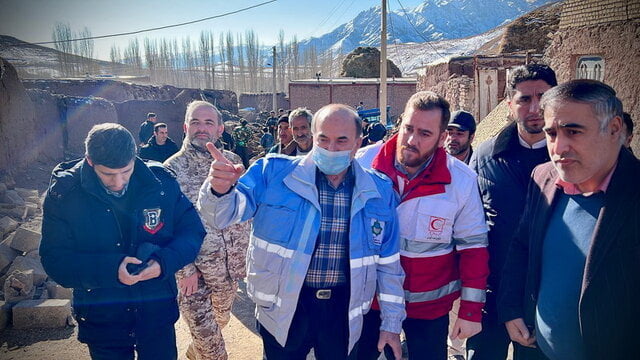امدادرسانی به ۱۳هزار و ۵۶۰ نفر در زلزله خوی/ بازدید رئیس سازمان مدیریت بحران از مناطق زلزله زده