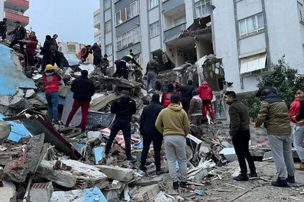 وبگاه ترکیه‌ای: زلزله عیوب وزارت بهداشت را نشان داد