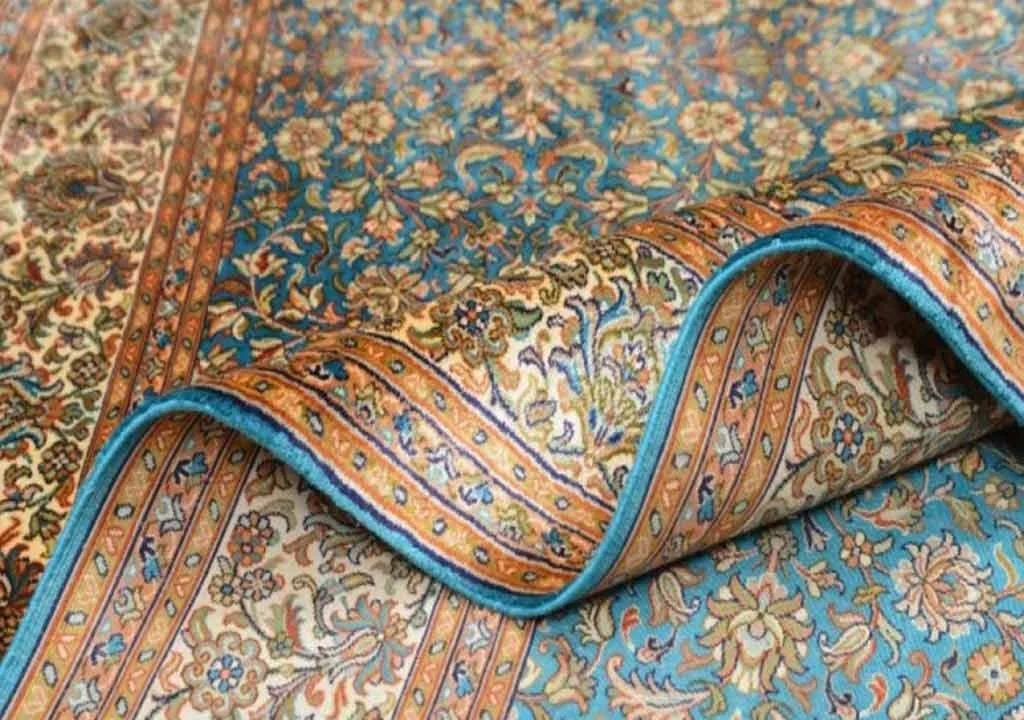 ۵ روش فوق سریع برای افزایش طول عمر و نگهداری از تابلو فرش