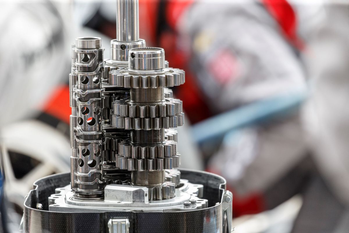 How to strengthen the gearbox