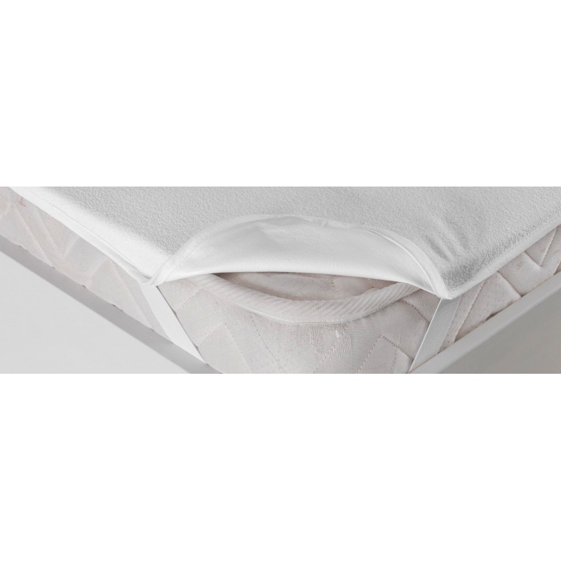 What are the features of the towel waterproof mattress protector?