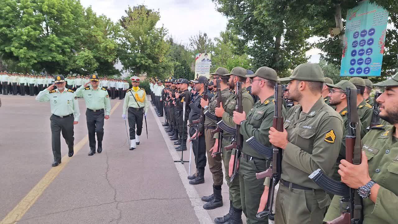 جانشین فرمانده انتظامی کشور در مراسم صبحگاه ناجا شرکت کرد