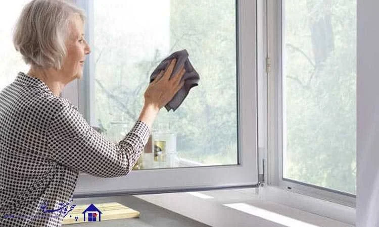 روش تمیز کردن شیشه دوجداره