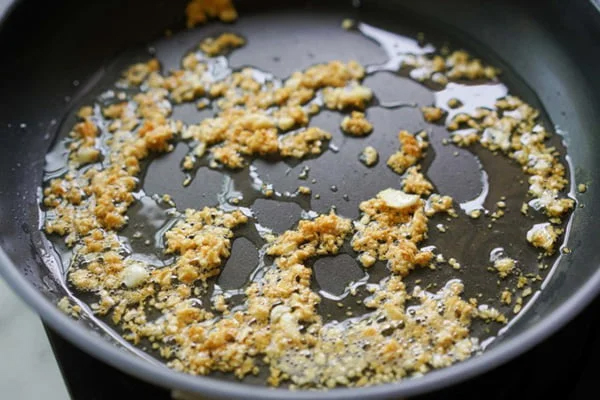 طرز تهیه میرزا قاسمی با بادمجان سرخ شده