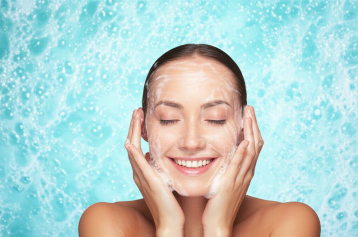 چرا شامپو بدن بهتر از صابون است؟ | راهنمای جامع انتخاب